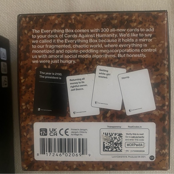 Cards Against Humanity set with Everything Box party game ice breaker adult - Picture 3 of 3